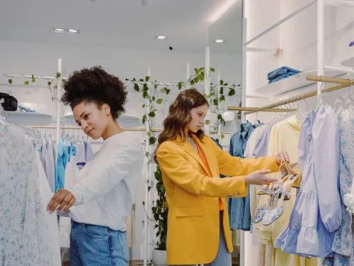 Online Shopping Without Guesswork