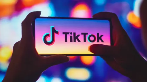 4 Watermark-Free TikTok Video Downloaders to Enhance Video